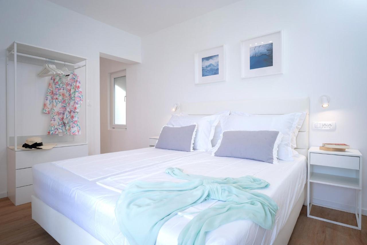 Feelhvar Along Bluelagoon Beach Хвар Экстерьер фото
