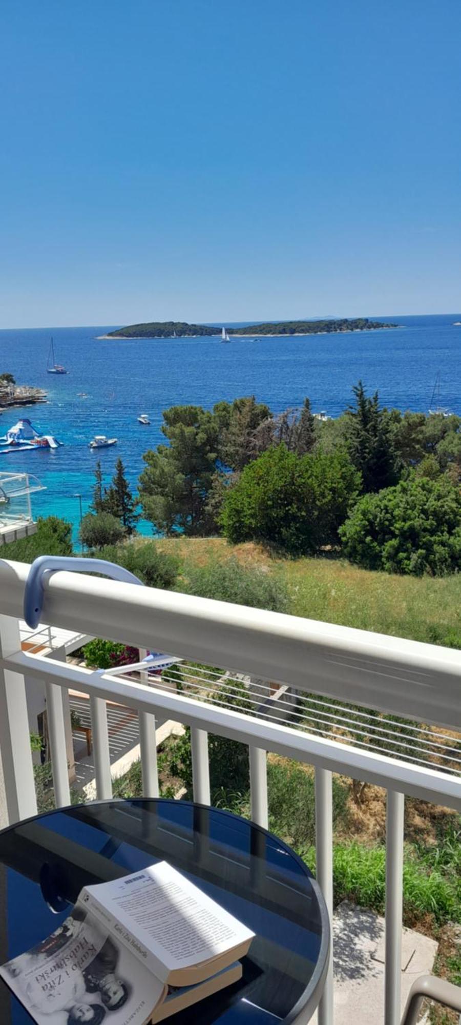 Feelhvar Along Bluelagoon Beach Хвар Номер фото